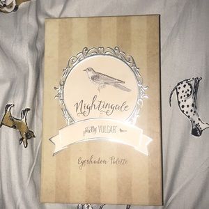 Pretty Bulgar Nightingale Palette